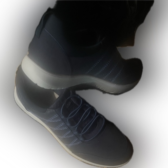 Clarks Adella Holly Slide On Sneakers Size 7 in Navy - New without Box - Picture 8 of 10